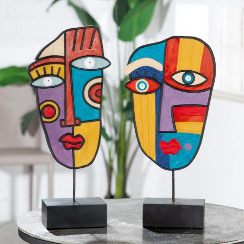 Sculpture visage multicolore