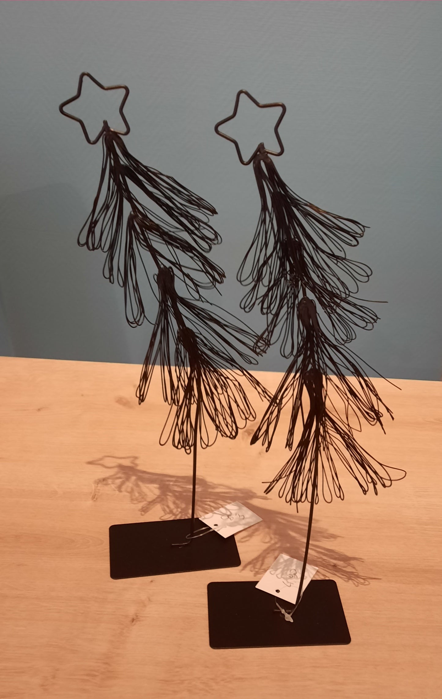 Sapin de Noël en métal noir