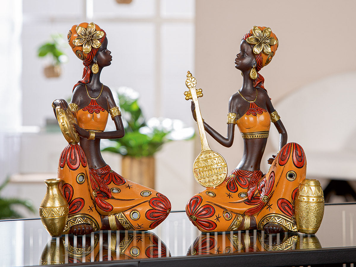 Africaine Musicienne Assise