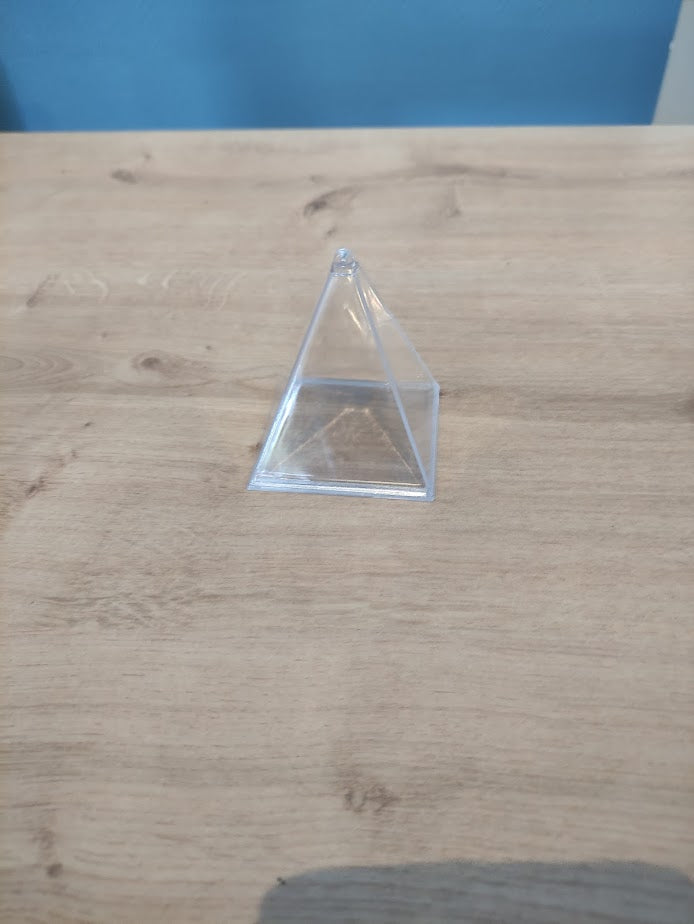 Pyramide plexi