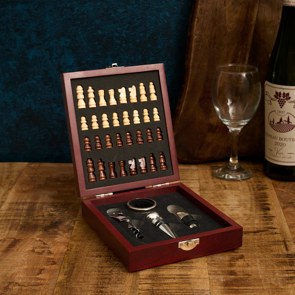 Coffret vin 4pcs et échiquier