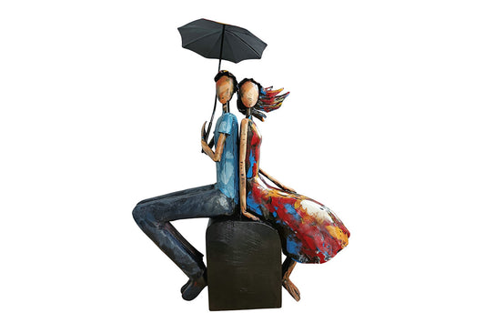 Sculpture métal couple parapluie